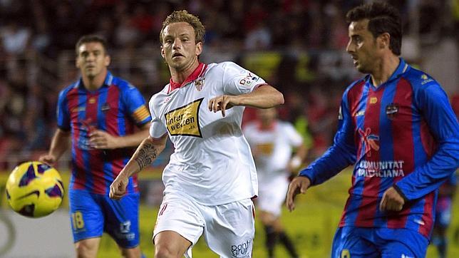 La deuda de los clubes de fútbol con Hacienda desciende hasta los 700 millones