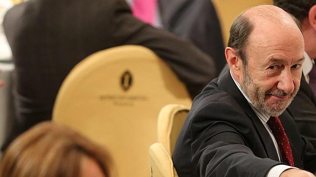 Rubalcaba no levanta cabeza