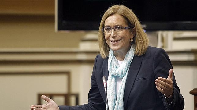 Mendoza se compromete a dar la mejor atención a los niños ante la desconfianza de los padres y las críticas del PP