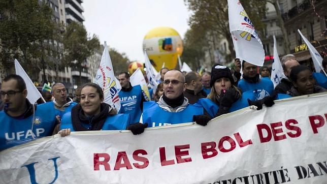 14-N en Europa: Incidentes violentos y caos durante la jornada de protestas en Italia