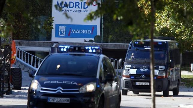 «Hemos habilitado el parking para que hagan botellón; cobramos 10 euros»