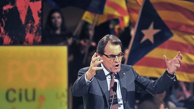 Elecciones catalanas 2012: Mas asegura que no pactará los presupuestos con el PP porque hace «guerra sucia»