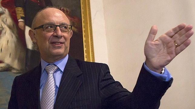 El déficit del Estado cerró octubre al 3,92%, según ha avanzado Montoro