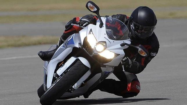 Nuevas normas medioambientales y de seguridad para motos