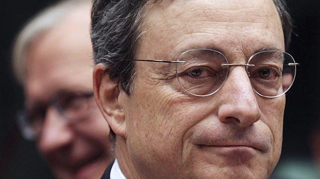 Draghi reitera que el BCE está listo para la compra ilimitada de deuda soberana