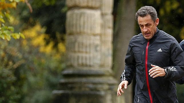 Sarkozy alegó ante el juez que «nunca» ha recibido dinero de Bettencourt