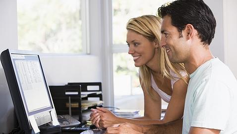 Los novios se casan con internet