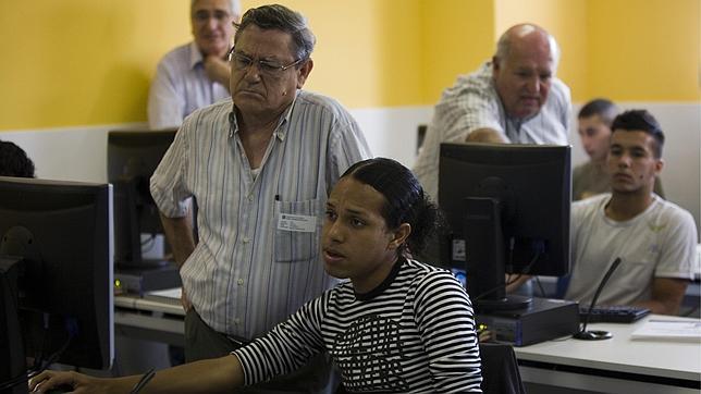 La UE debe resolver si enlazar a otra web es un acto de comunicación pública