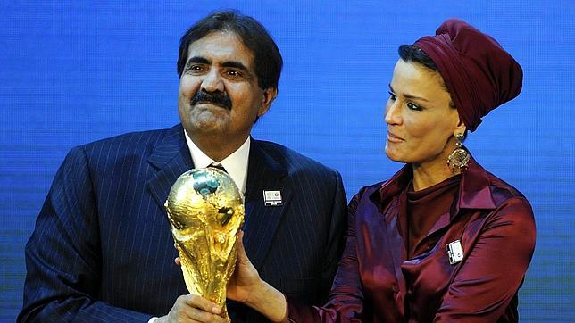 Qatar condena a cadena perpetua al autor de unos versos contra el emir