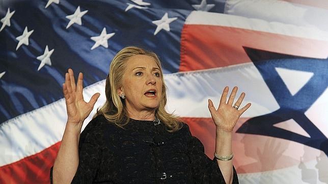Clinton condena los nuevos asentamientos israelíes porque «retrasan las negociaciones de paz»