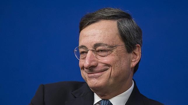 El paro histórico en la UE y la baja inflación abre la vía a que el BCE baje tipos