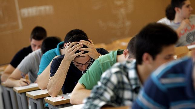 Médicos, enfermeros, ingenieros y arquitectos, los profesionales españoles más demandados en el extranjero