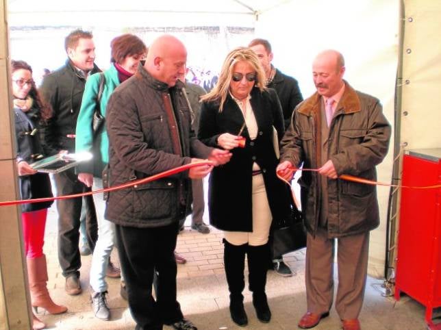 Los dibujos de Nikolaj Pirnat llegan a EsquiviasInauguran Tapaterapia en Mora Oxfam recauda en Toledo un 9 % más pese a la crisis84 golfistas en el campeonato «El Mulato»