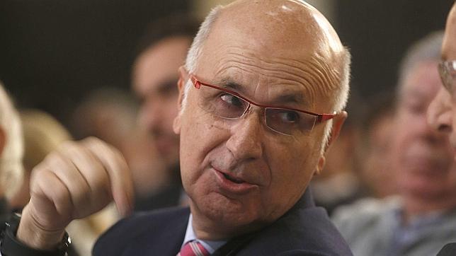 Duran pide la dimisión de Wert por «el peor ataque al catalán desde la muerte de Franco»