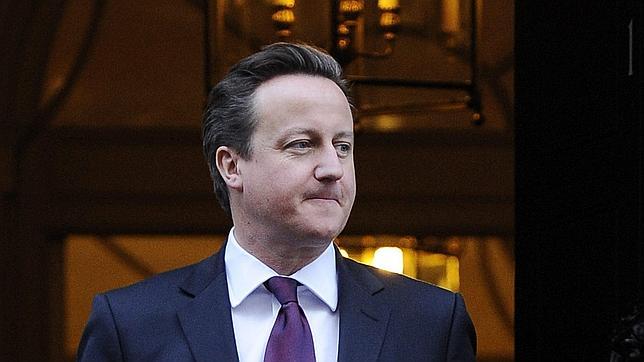 El paro en Reino Unido sigue en cifras de récord pero baja dos décimas en octubre