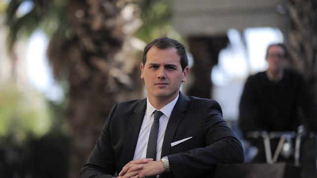 Albert Rivera: «El ataque a Cataluña es robar y llevarse comisiones de las obras públicas»