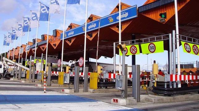 El peaje de las autopistas subirá un 2,40% en 2013