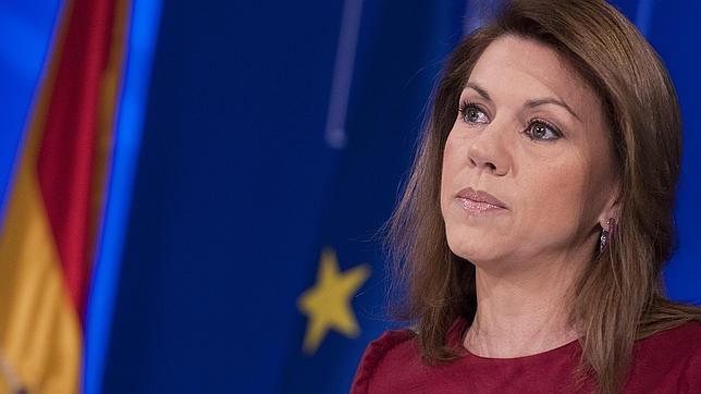 Cospedal critica que Mas monte un servicio exterior cuando no paga las deudas