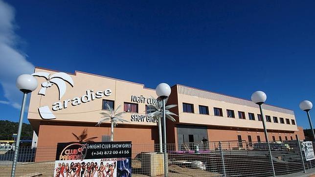 Desalojan el prostíbulo «Paradise» de La Jonquera tras una falsa amenaza de bomba