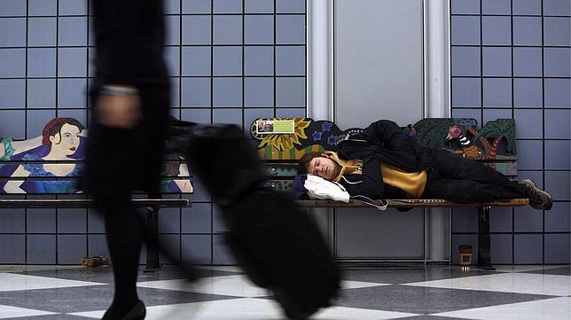 A qué tengo derecho si mi vuelo se cancela