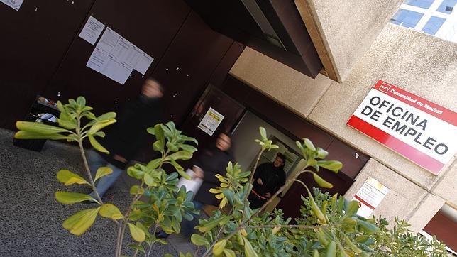 La actividad del sector servicios en España no ofrece síntomas de mejoría