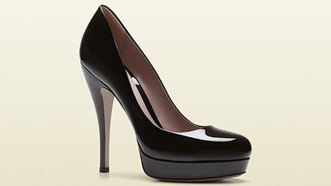 Diez zapatos que no pueden faltar en el armario de toda mujer