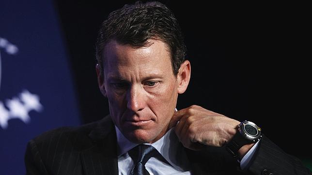 Armstrong pide perdón a Livestrong antes de su entrevista con Oprah