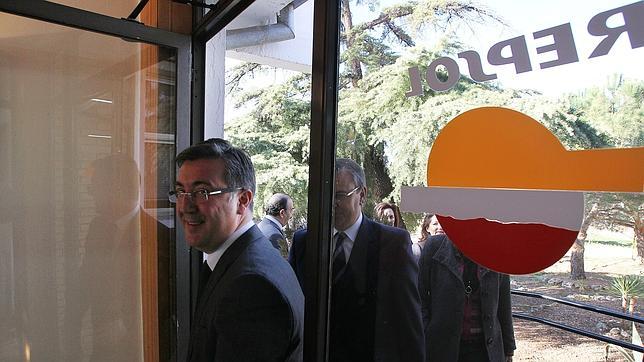 Marín dice que las prácticas no remuneradas son un «acierto»