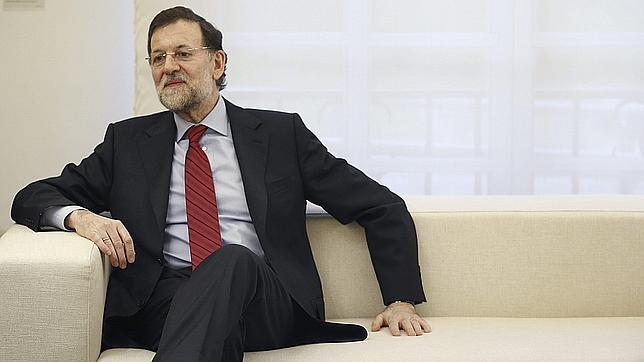Rajoy ve «absurdo descartar para siempre» la opción del rescate