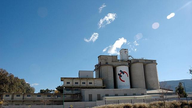 El consumo de cemento experimenta en 2012 la mayor caída de la historia