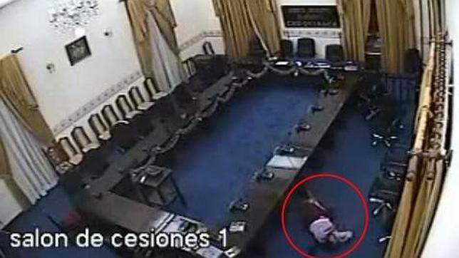 La violación de una funcionaria en un parlamento regional de Bolivia