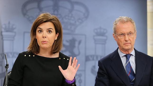 En directo: «Ni vi ni se me ofreció ningún sobre con dinero», dice Santamaría