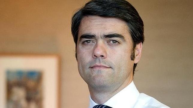 Luis Enríquez es elegido nuevo presidente de AEDE