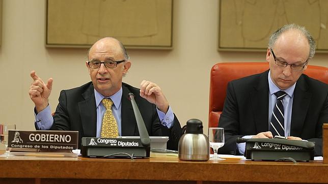 Montoro, sobre Bárcenas: «En la lista de Hacienda no aparece. Eso es lo que puedo decir»