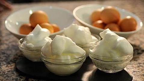 El CSIC crea una clara de huevo «hidrolizada» para cocinar