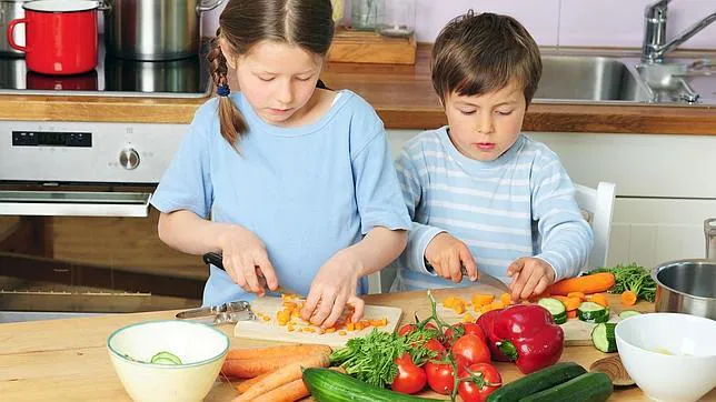 Doce claves para que los hijos colaboren en las tareas domésticas
