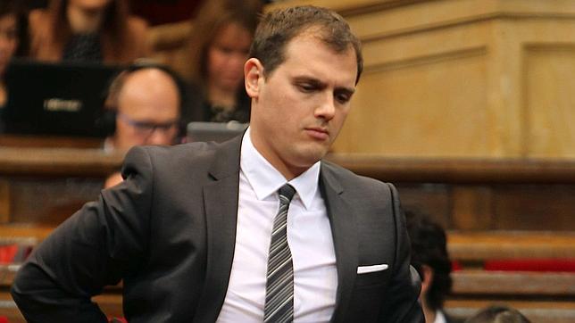 Ciutadans pedirá al Gobierno que recurra ante el TC la declaración de soberanía