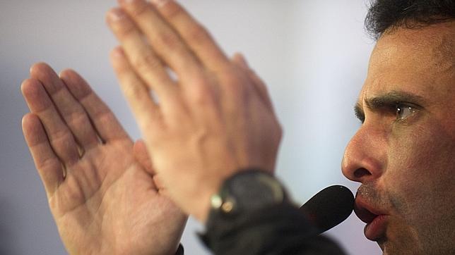 Capriles critica al Gobierno de Venezuela por su respuesta en el motín de la cárcel