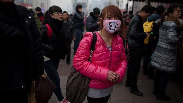 La densa niebla por la contaminación vuelve a ocultar el norte de China