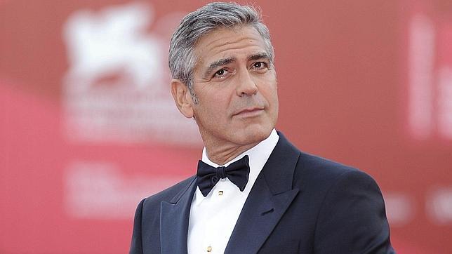 George Clooney le paga la cuenta en un restaurante y no le reconoce
