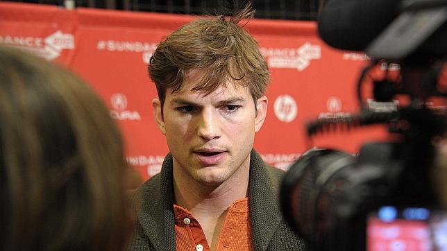Ashton Kutcher enfermó por emular la dieta de Steve Jobs