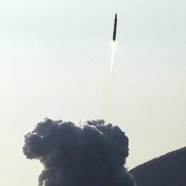 Corea del Sur lanza al espacio su primer satélite artificial