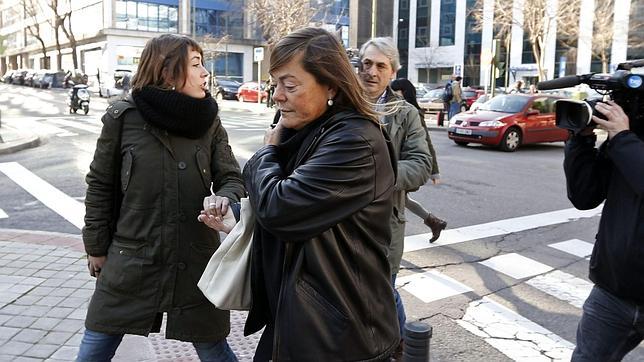 Yolanda Fuentes: «Culpo a la prensa de la muerte de mi padre»