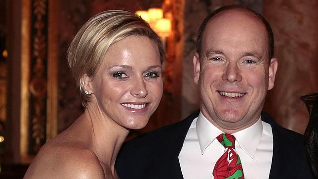 El príncipe Alberto y Charlene, ¿un matrimonio demasiado libre?