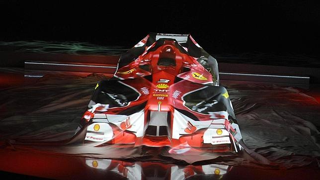 Alonso será el último en subirse al Ferrari