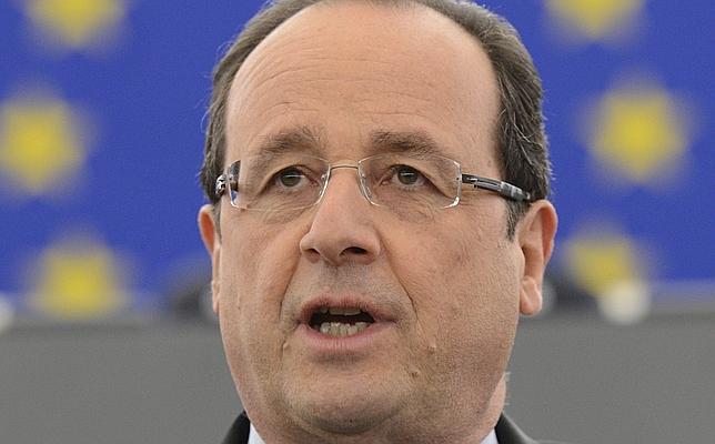 Hollande pide relajar los objetivos de déficit para no condenar a Europa