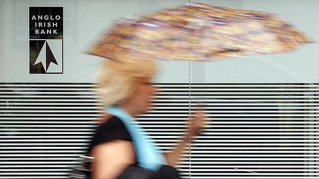 Irlanda acuerda con el BCE modificar las condiciones del rescate bancario