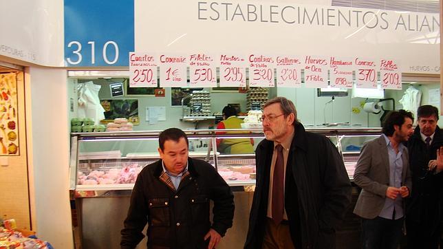 Denuncian retraso y sobrecosto en el mercado de Barceló