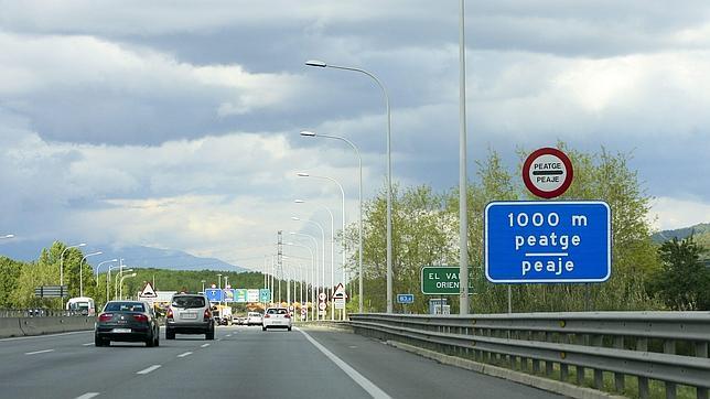 La crisis reduce el tráfico de las autopistas de peaje hasta niveles de 1997