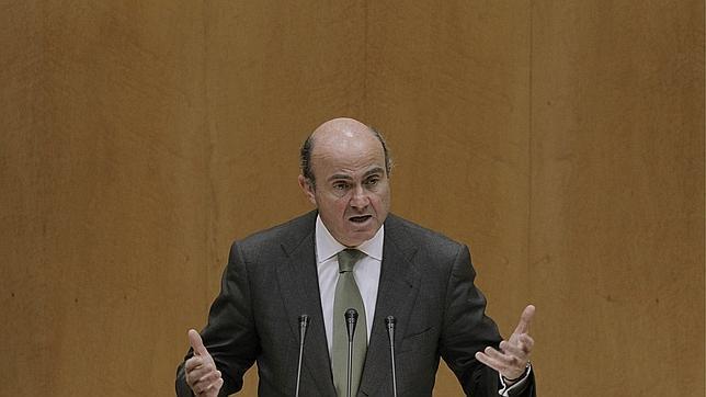 De Guindos declarará por escrito como testigo en el caso Bankia